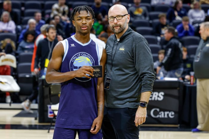 Oak Park - Vashon Missouri boys basketball Dec 9 2023 Nate Latsch-31